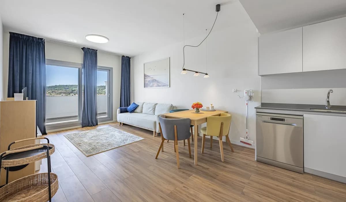 2 Bedroom Ground Floor Apartment for Sale in Estepona, Málaga - Image 7