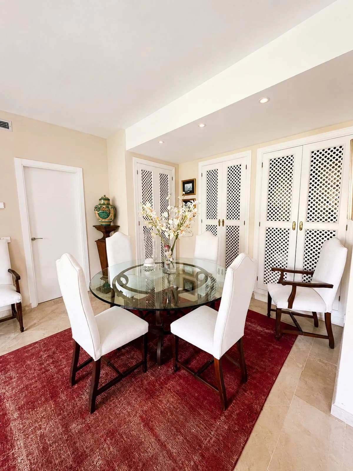 3 Bedroom Ground Floor Apartment for Sale in Costalita, Málaga - Image 3