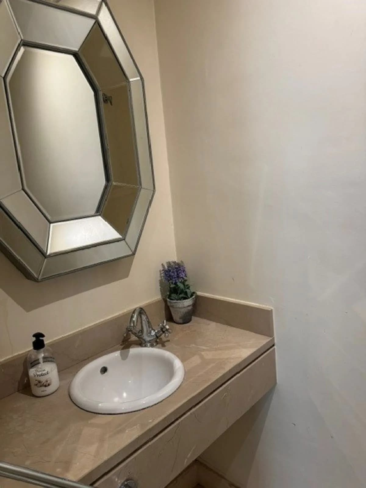 3 Bedroom Townhouse for Sale in El Paraiso, Málaga - Image 4