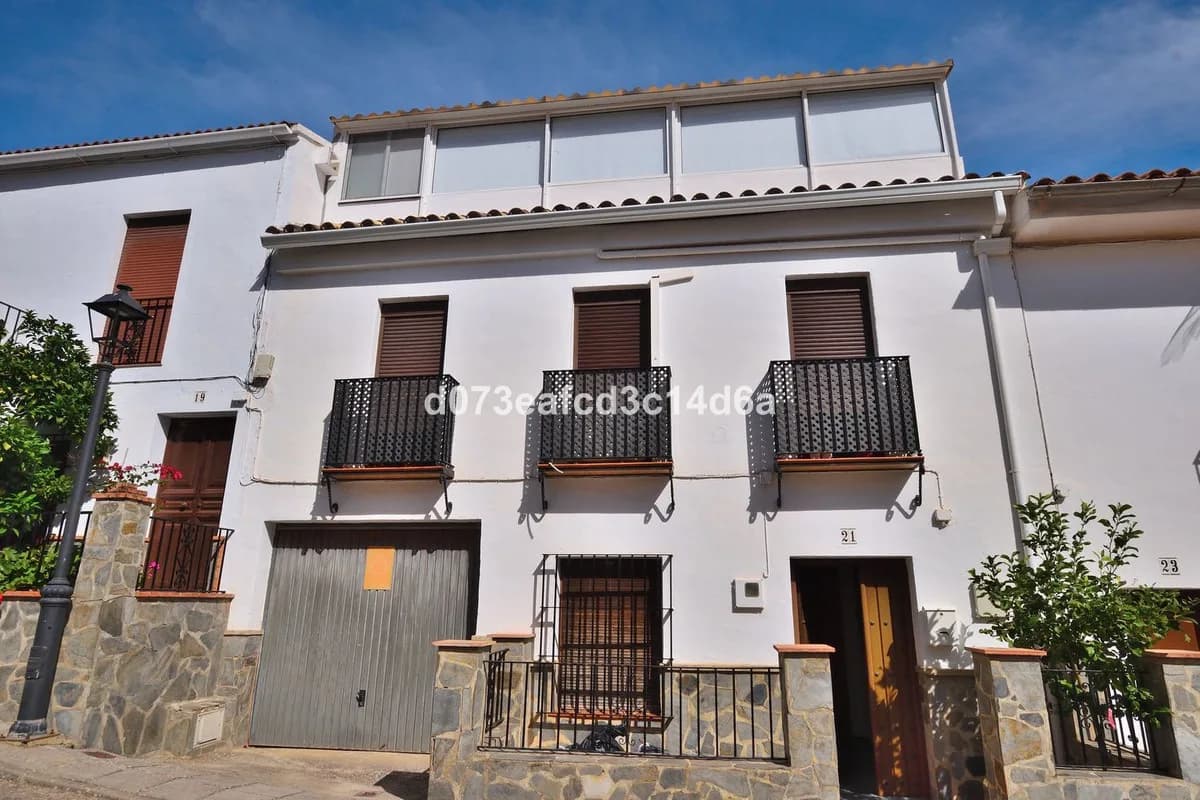 4 Bedroom Duplex for Sale in Ronda, Málaga