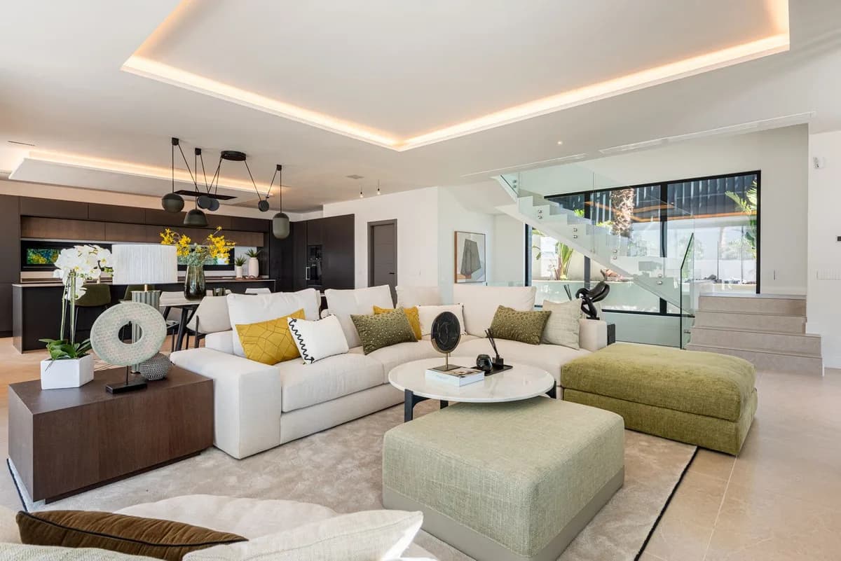 3 Bedroom Detached Villa for Sale in La Cala, Málaga - Image 3
