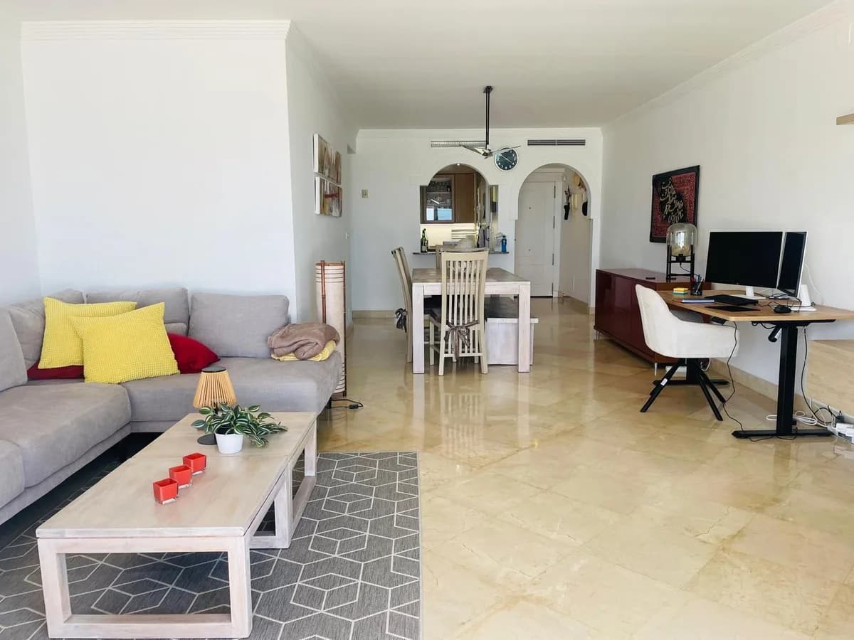2 Bedroom Ground Floor Apartment for Sale in Estepona, Málaga - Image 4