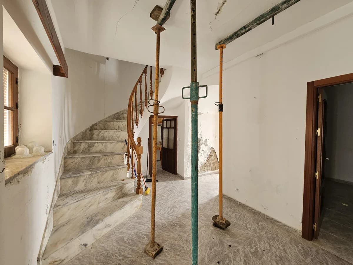 4 Bedroom Detached Villa for Sale in El Burgo, Málaga - Image 5