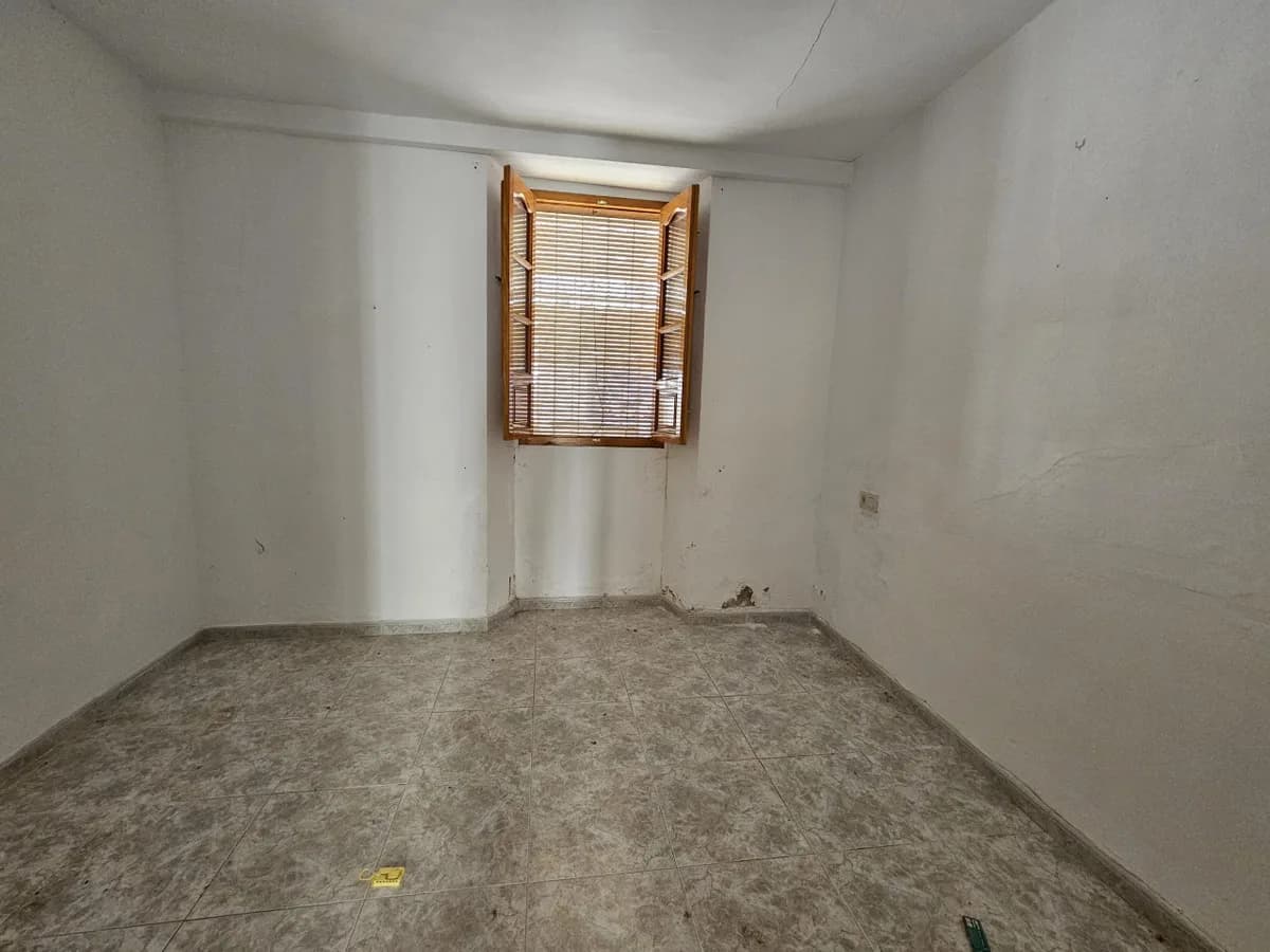 4 Bedroom Detached Villa for Sale in El Burgo, Málaga - Image 6