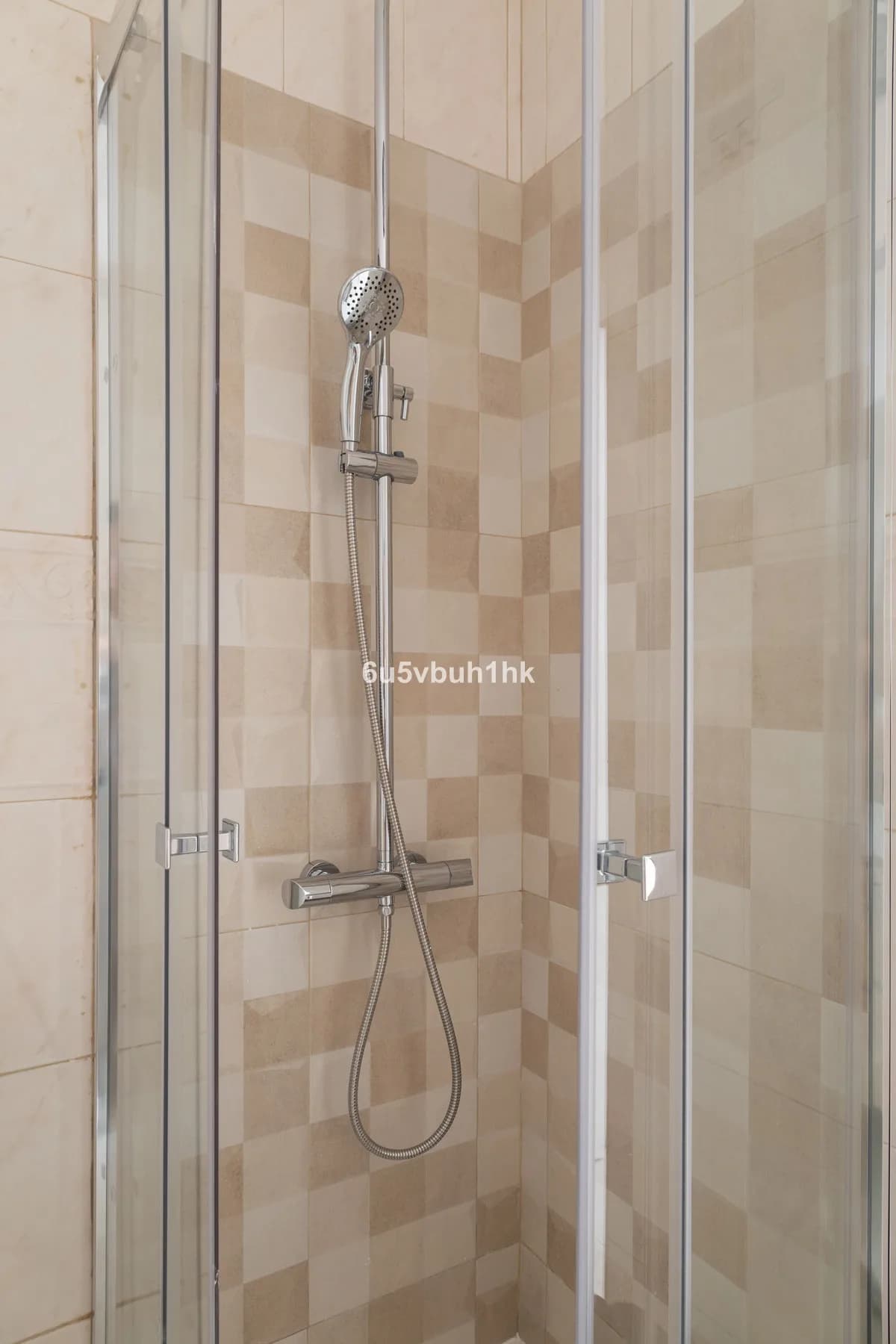 1 Bedroom Middle Floor Apartment for Sale in Alhaurín de la Torre, Málaga - Image 9