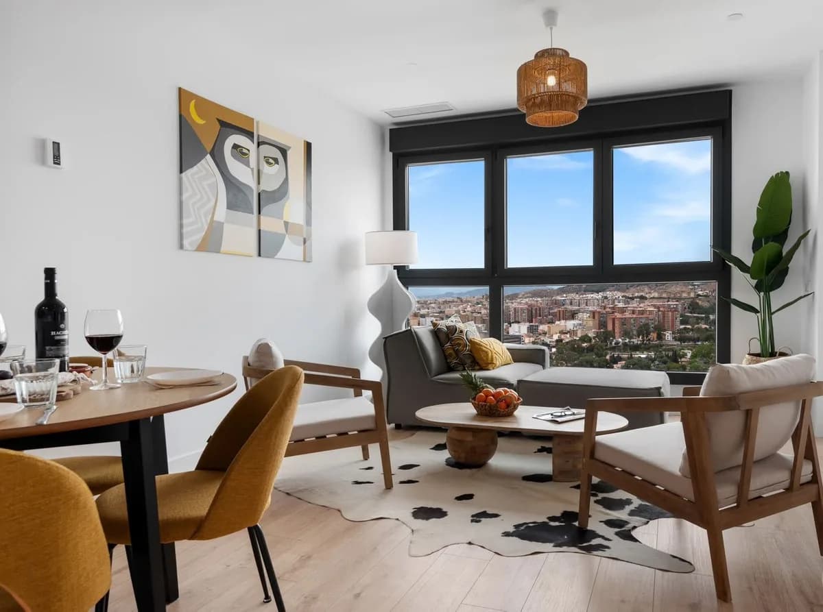 2 Bedroom Middle Floor Apartment for Sale in Martiricos, Málaga - Image 6