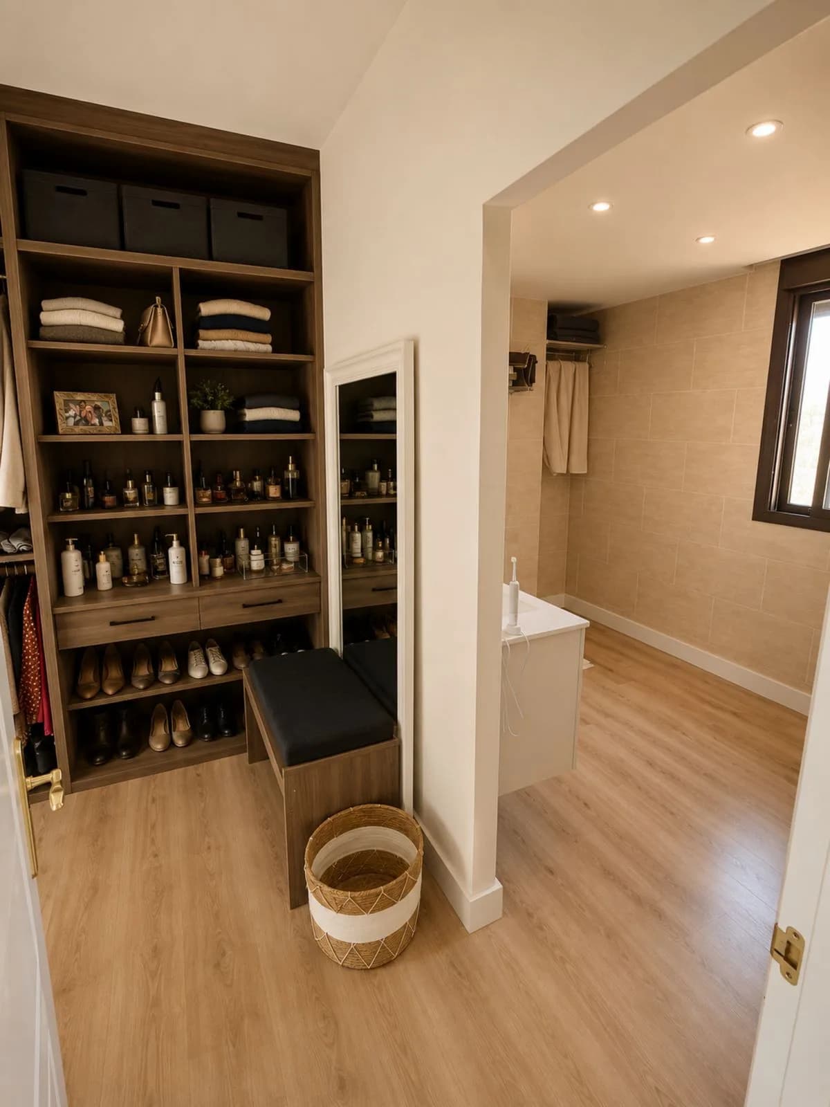 4 Bedroom Penthouse Duplex for Sale in Casares, Málaga - Image 7