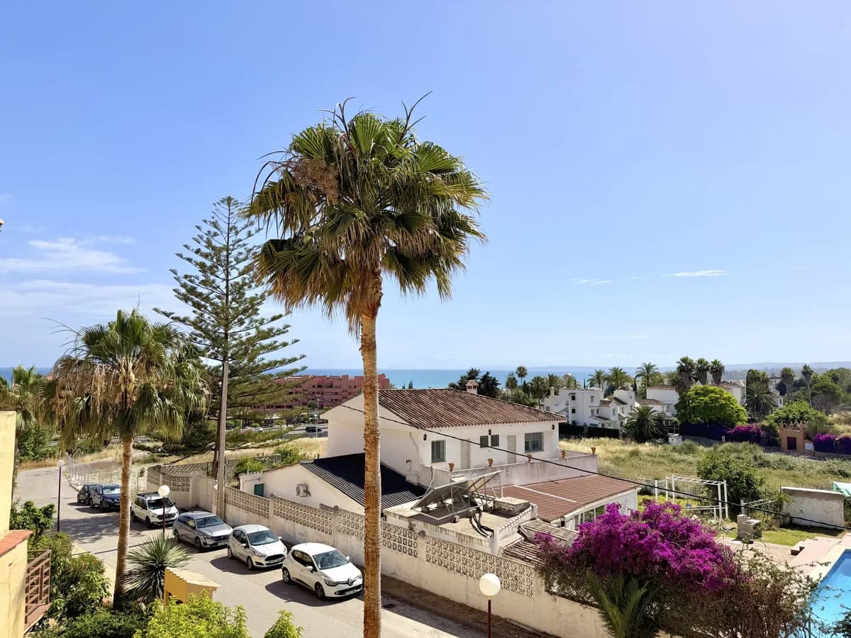 4 Bedroom Townhouse for Sale in Cancelada, Málaga