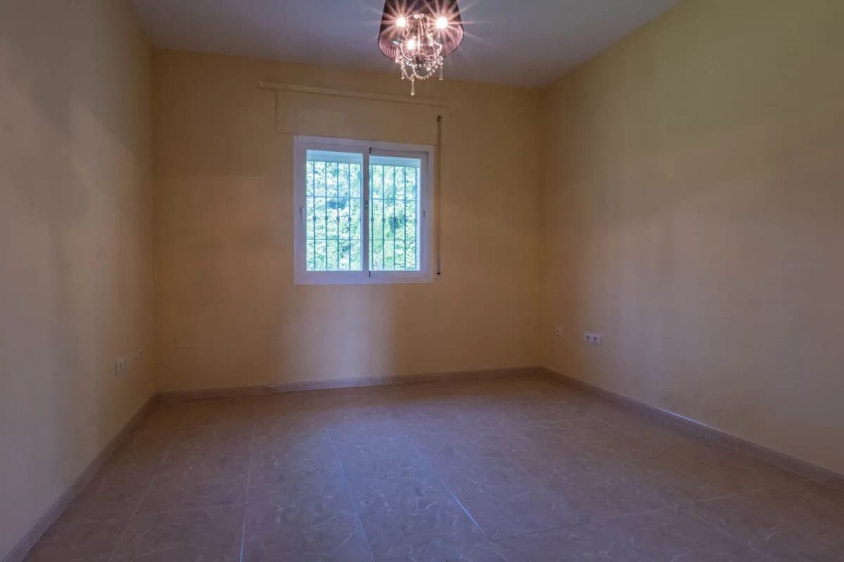 7 Bedroom Detached Villa for Sale in Coín, Málaga - Image 9