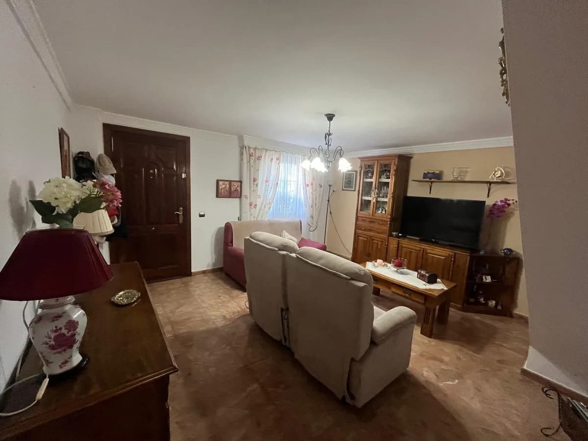 2 Bedroom Townhouse for Sale in Estepona, Málaga - Image 4
