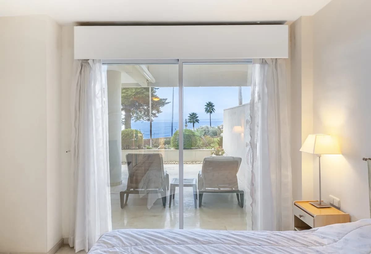 3 Bedroom Ground Floor Apartment for Sale in Estepona, Málaga - Image 8