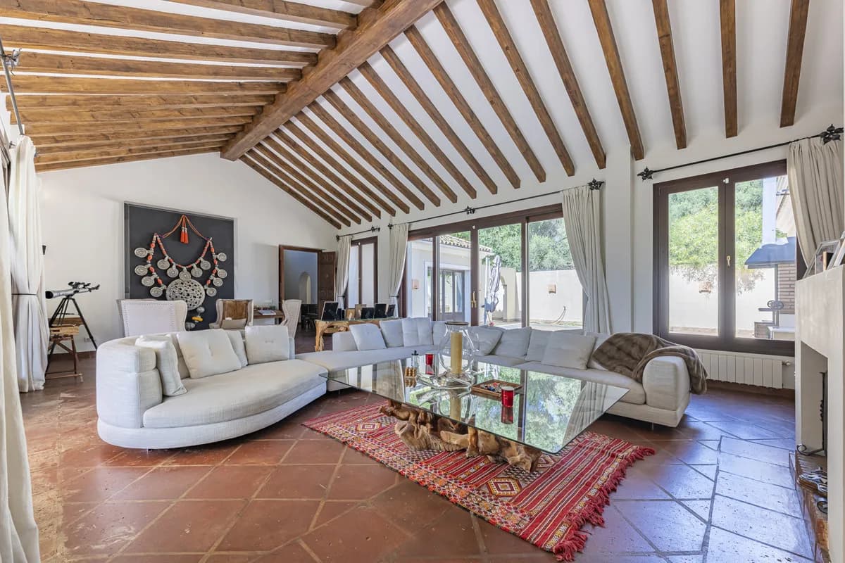5 Bedroom Detached Villa for Sale in Sotogrande Alto, Cádiz