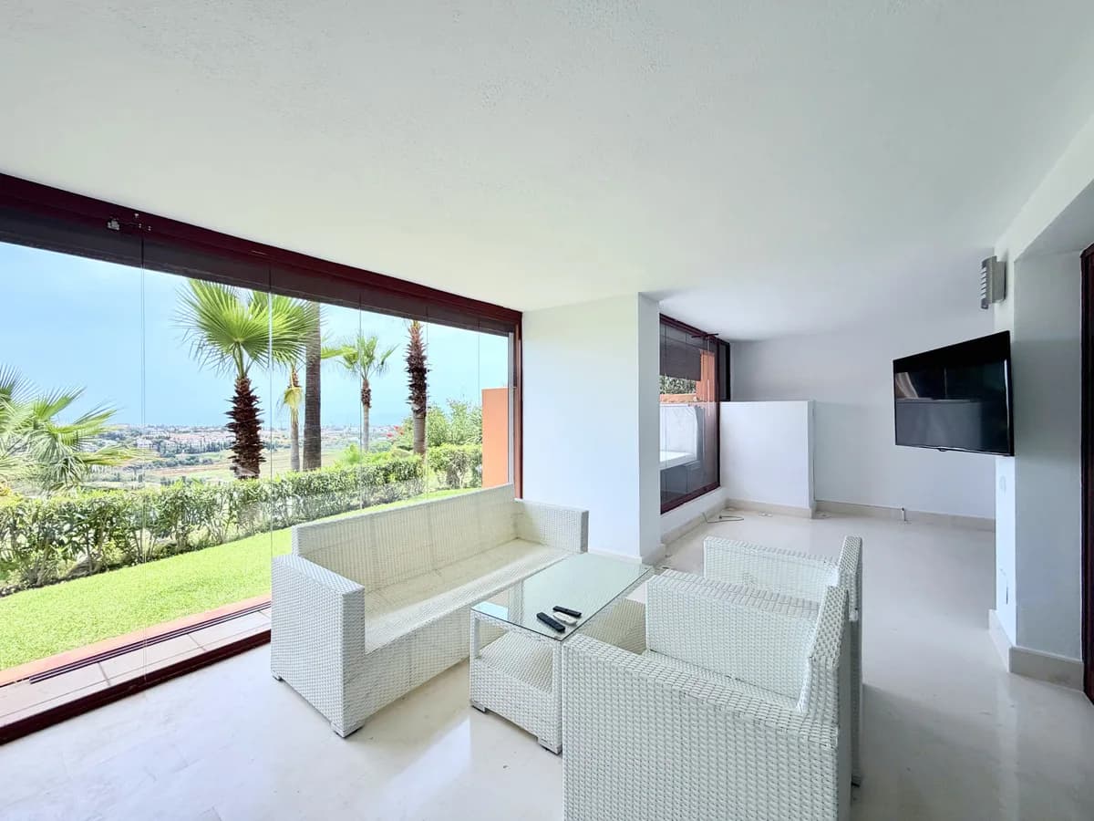 2 Bedroom Ground Floor Apartment for Sale in Los Flamingos, Málaga - Image 7