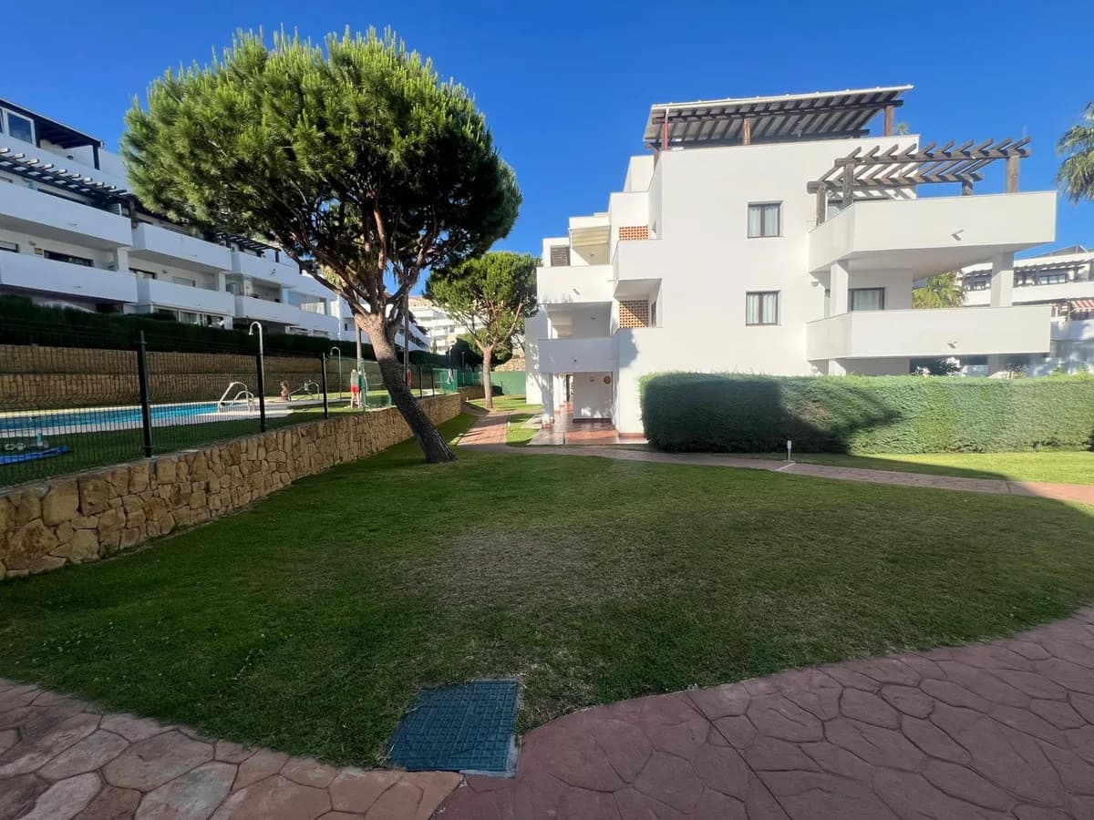 2 Bedroom Ground Floor Apartment for Sale in Mijas Costa, Málaga - Image 3