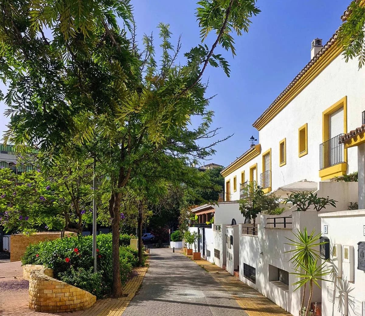 4 Bedroom Townhouse for Sale in Estepona, Málaga