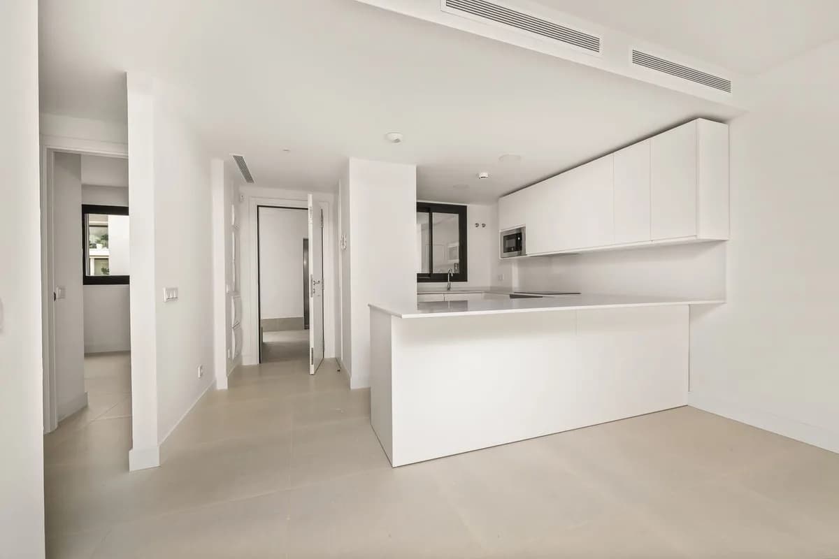 3 Bedroom Penthouse for Sale in Fuengirola, Málaga - Image 4