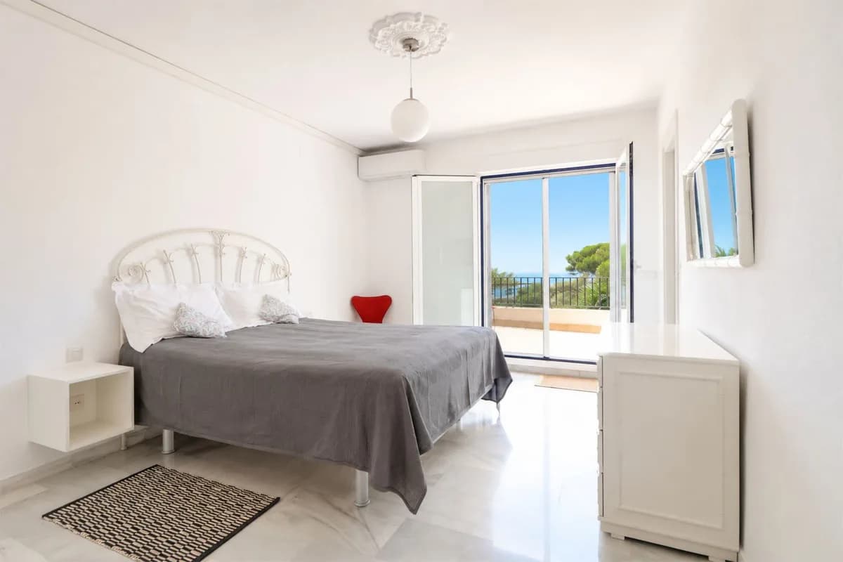 3 Bedroom Townhouse for Sale in Cabopino, Málaga - Image 9