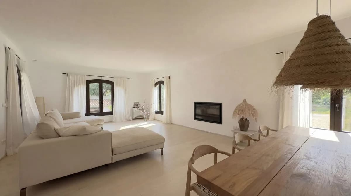 5 Bedroom Finca - Cortijo for Sale in Alhaurín el Grande, Málaga - Image 8