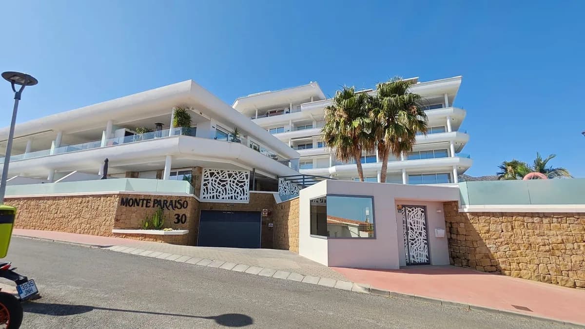 2 Bedroom Duplex for Sale in Torreblanca, Málaga