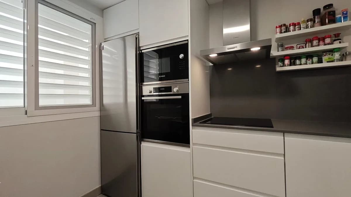2 Bedroom Duplex for Sale in Torreblanca, Málaga - Image 5