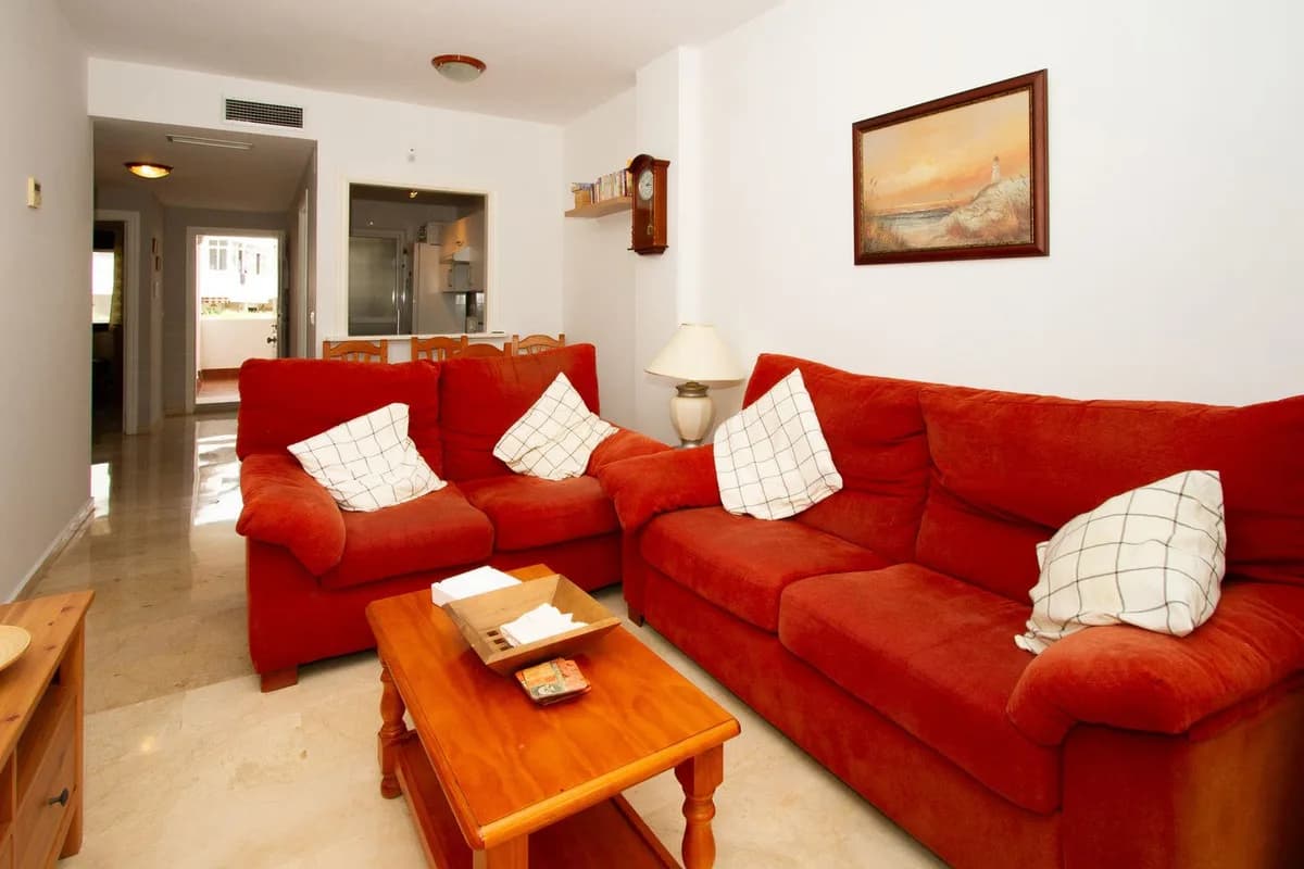 2 Bedroom Ground Floor Apartment for Sale in Riviera del Sol, Málaga - Image 2