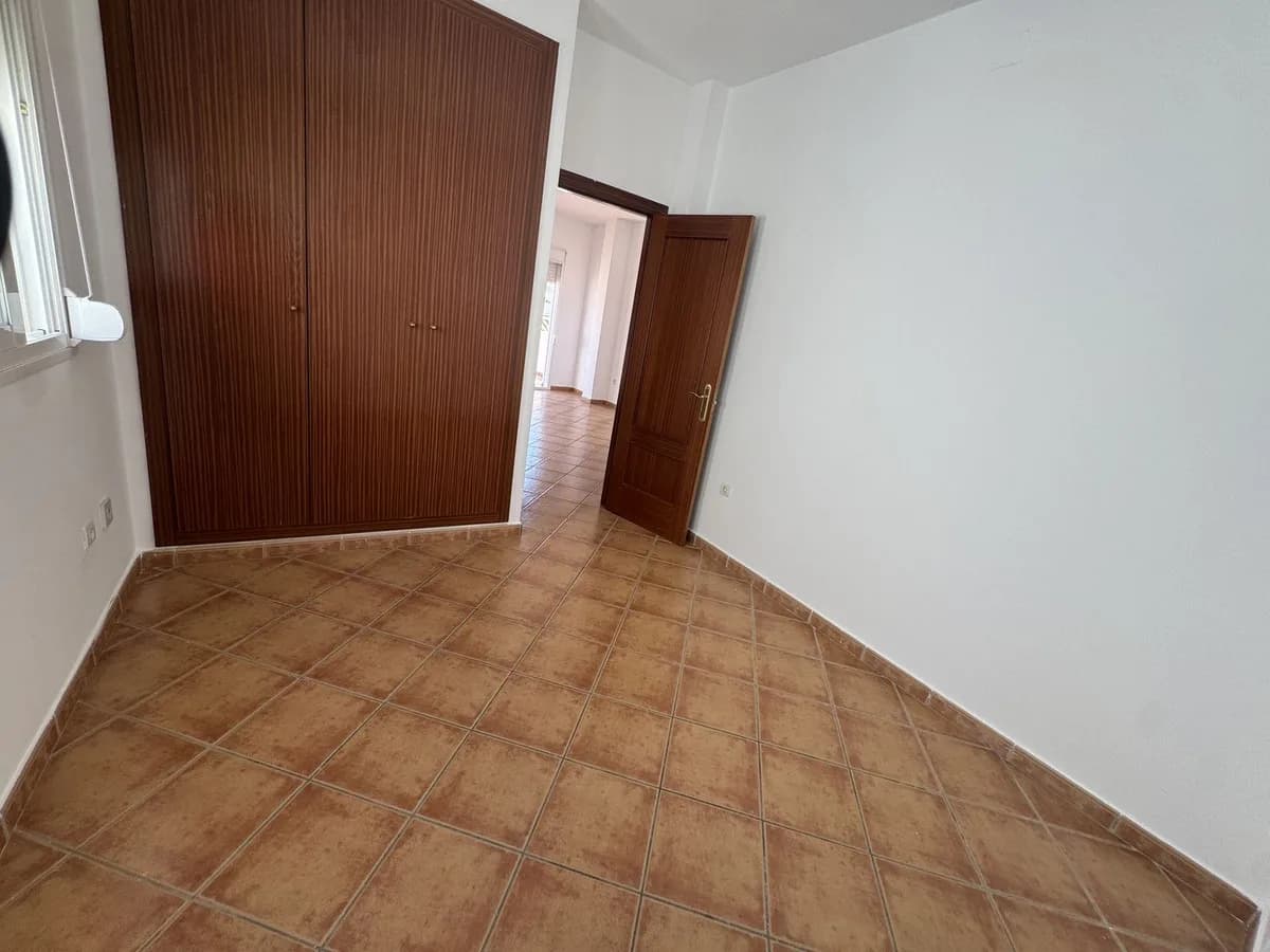 1 Bedroom Penthouse for Sale in Estepona, Málaga - Image 7