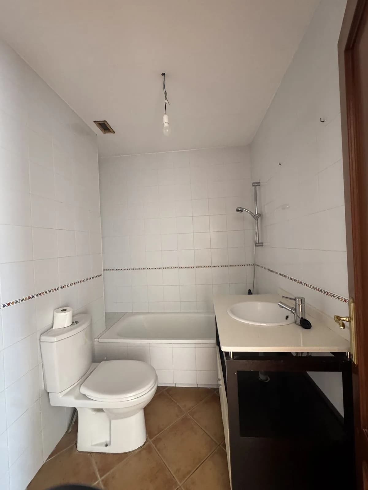 1 Bedroom Penthouse for Sale in Estepona, Málaga - Image 8