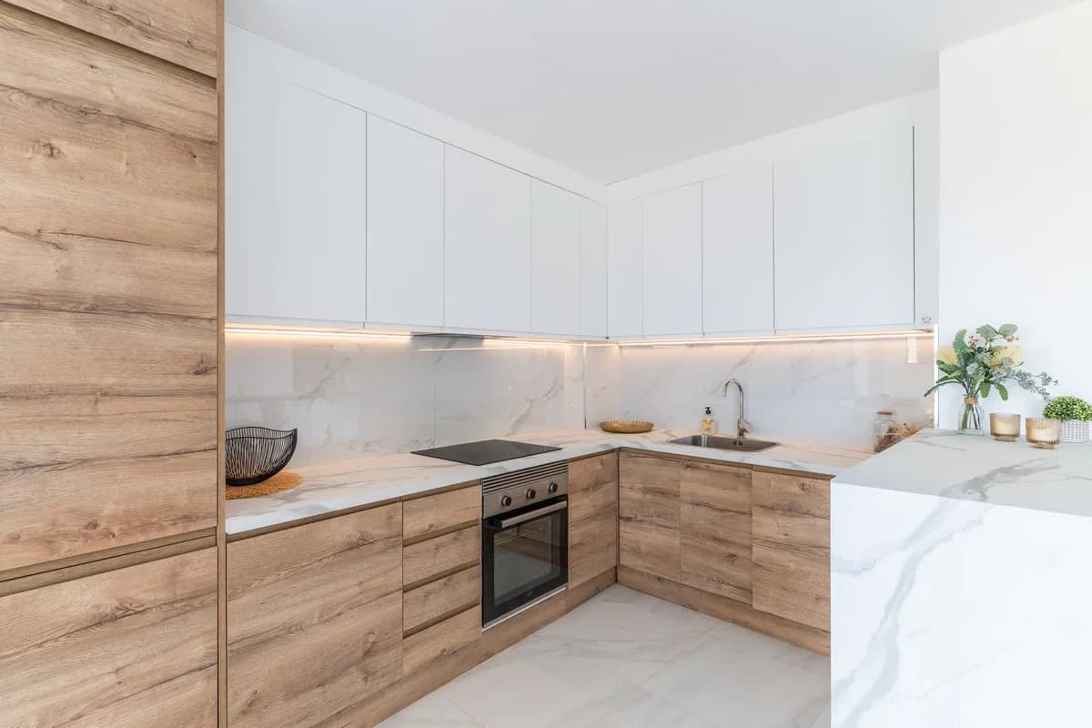 2 Bedroom Ground Floor Apartment for Sale in Atalaya, Málaga - Image 8