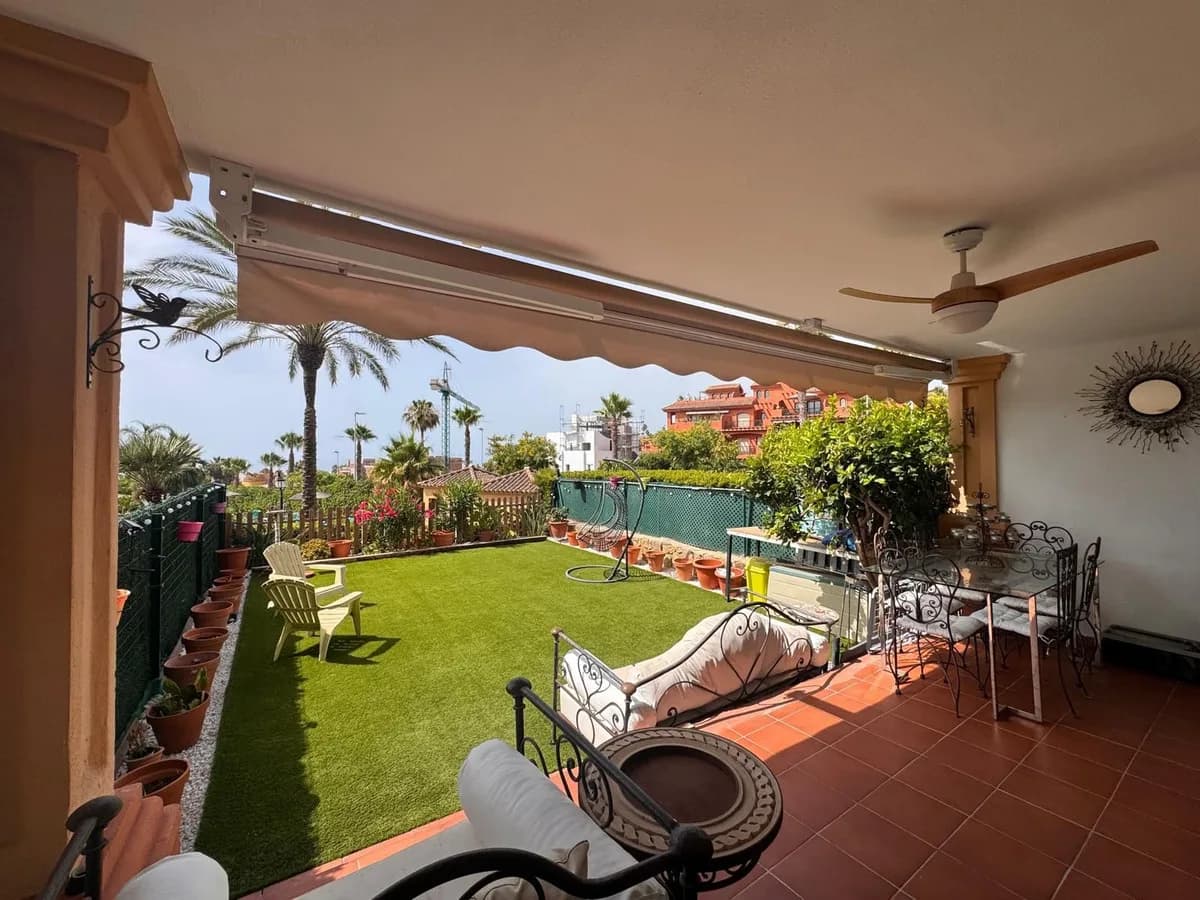 3 Bedroom Townhouse for Sale in Estepona, Málaga - Image 2