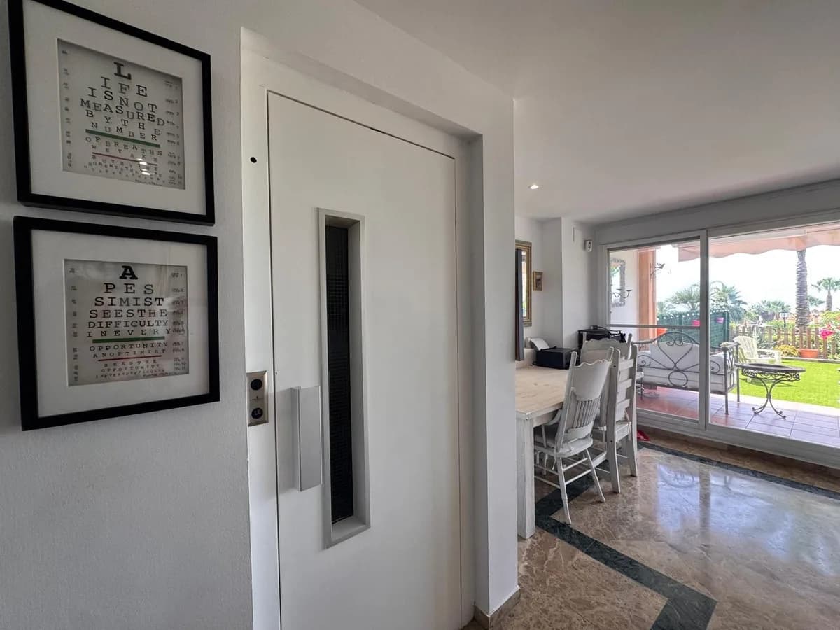 3 Bedroom Townhouse for Sale in Estepona, Málaga - Image 7