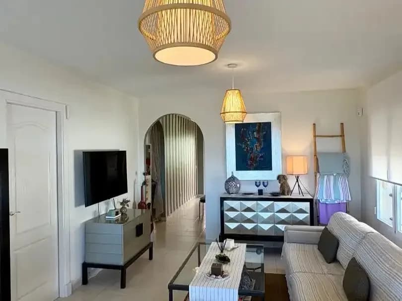 2 Bedroom Middle Floor Apartment for Sale in Riviera del Sol, Málaga - Image 4
