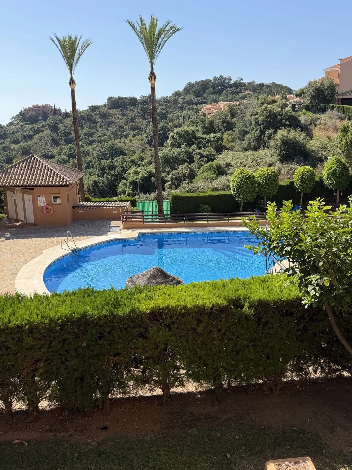 2 Bedroom Ground Floor Apartment for Sale in La Mairena, Málaga - Image 5