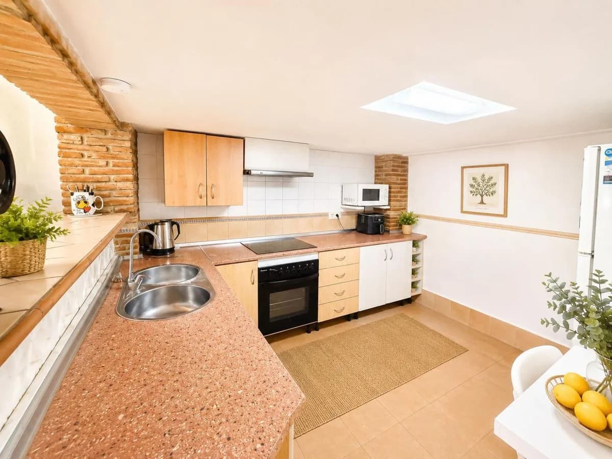 1 Bedroom Ground Floor Apartment for Sale in Arroyo de la Miel, Málaga - Image 7