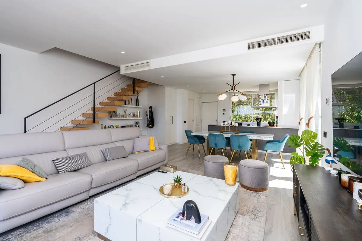 3 Bedroom Townhouse for Sale in Cancelada, Málaga - Image 7