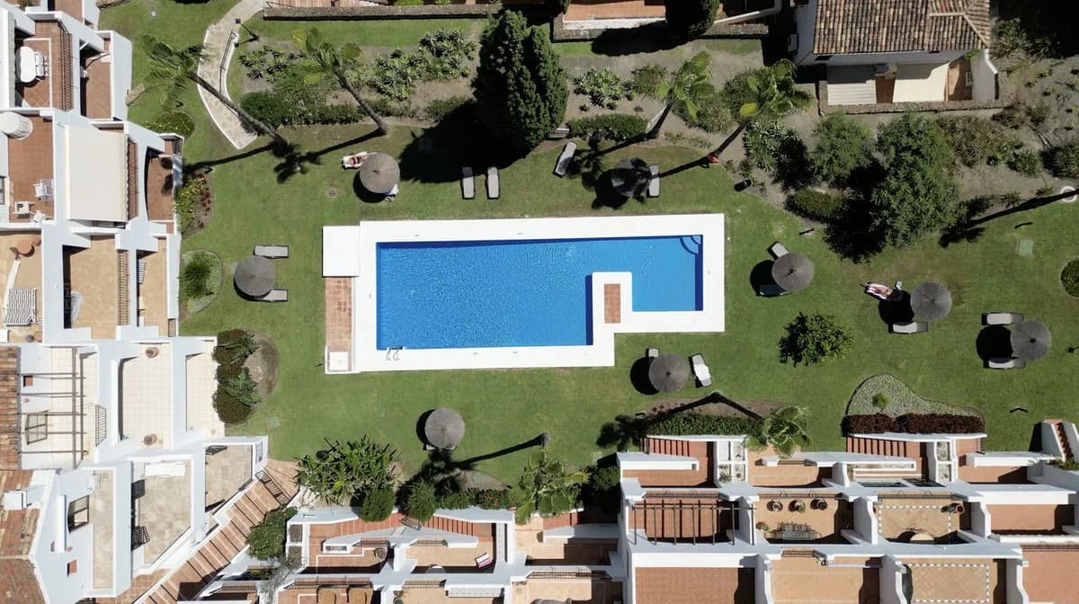 4 Bedroom Townhouse for Sale in Los Arqueros, Málaga - Image 6