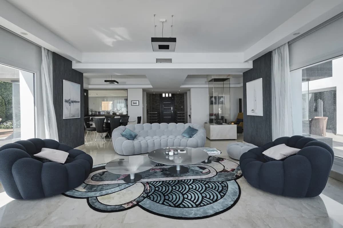 5 Bedroom Detached Villa for Sale in Manilva, Málaga - Image 8