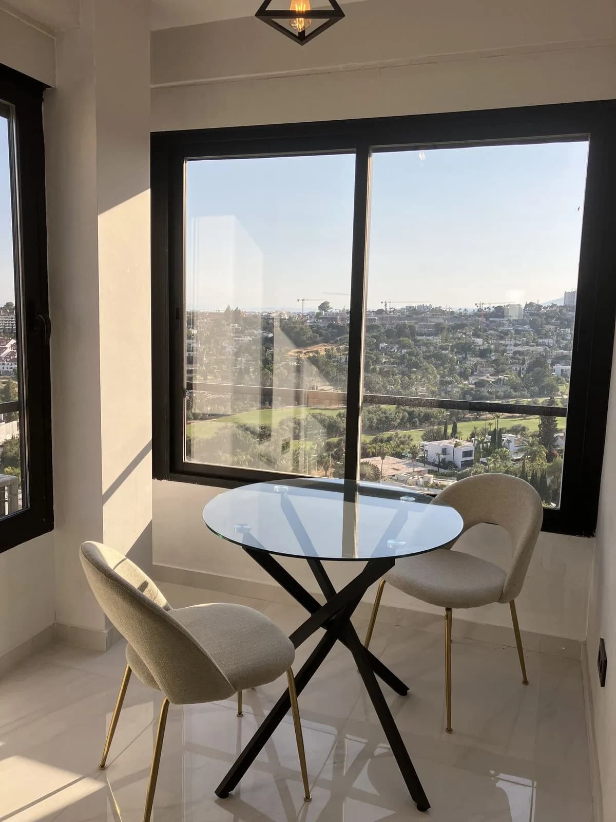 1 Bedroom Penthouse for Sale in Aloha, Málaga - Image 3