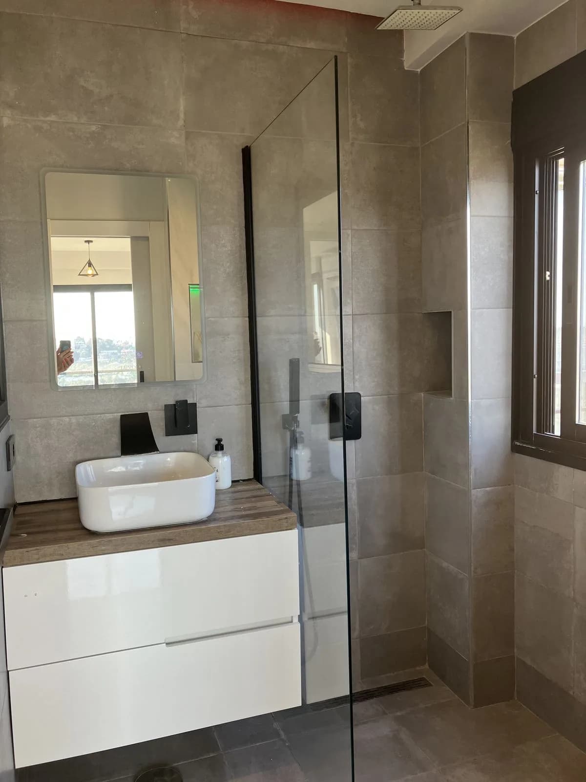 1 Bedroom Penthouse for Sale in Aloha, Málaga - Image 9