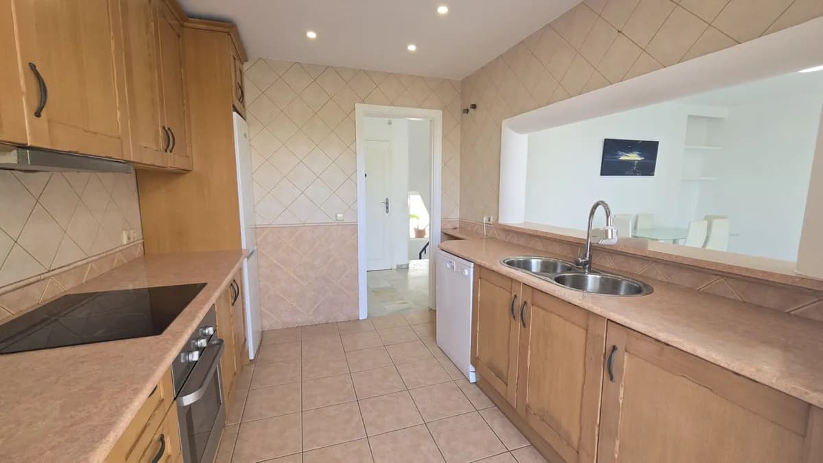 3 Bedroom Townhouse for Sale in Mijas Costa, Málaga - Image 7