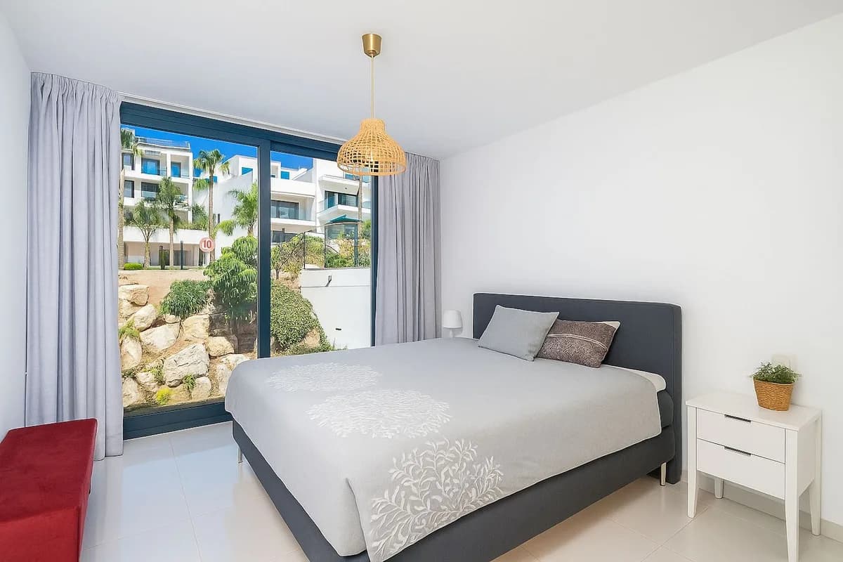3 Bedroom Penthouse Duplex for Sale in Benahavís, Málaga - Image 8