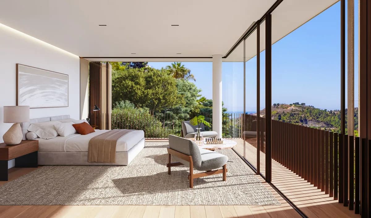 5 Bedroom Detached Villa for Sale in El Madroñal, Málaga - Image 4