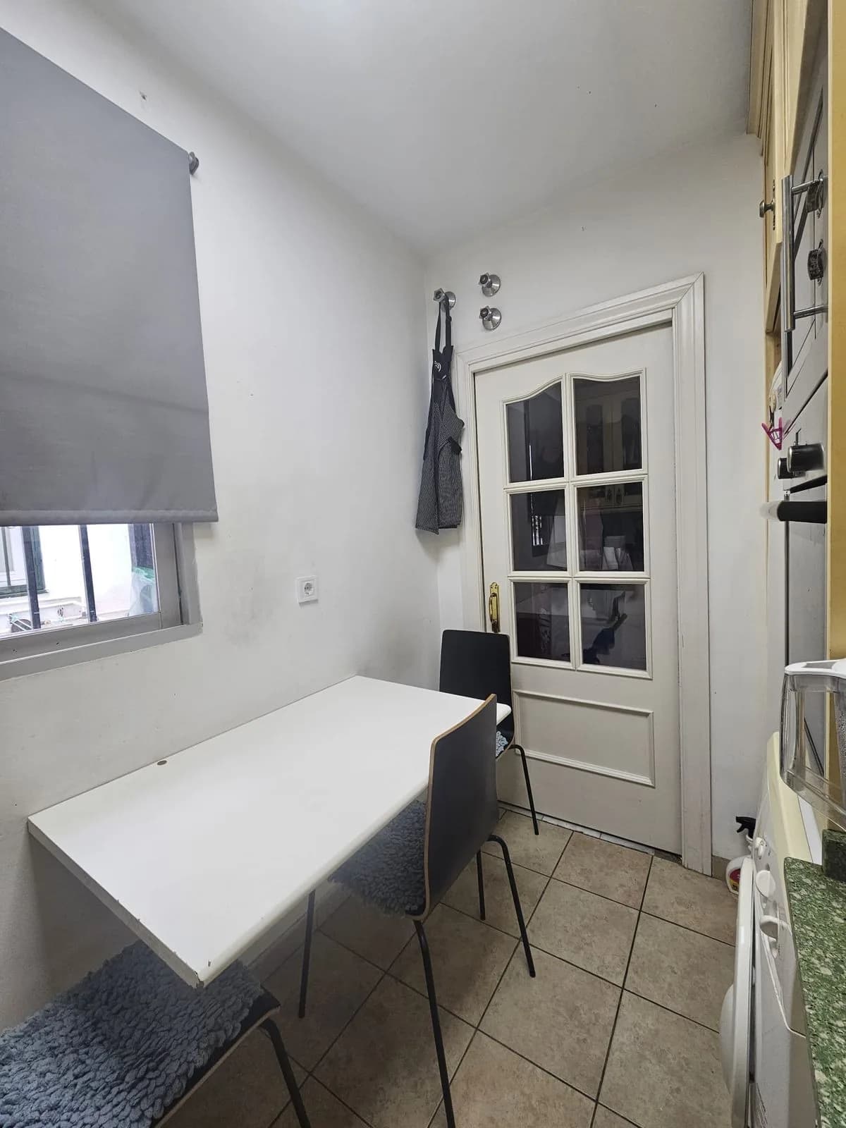 2 Bedroom Middle Floor Apartment for Sale in San Pedro de Alcántara, Málaga - Image 9