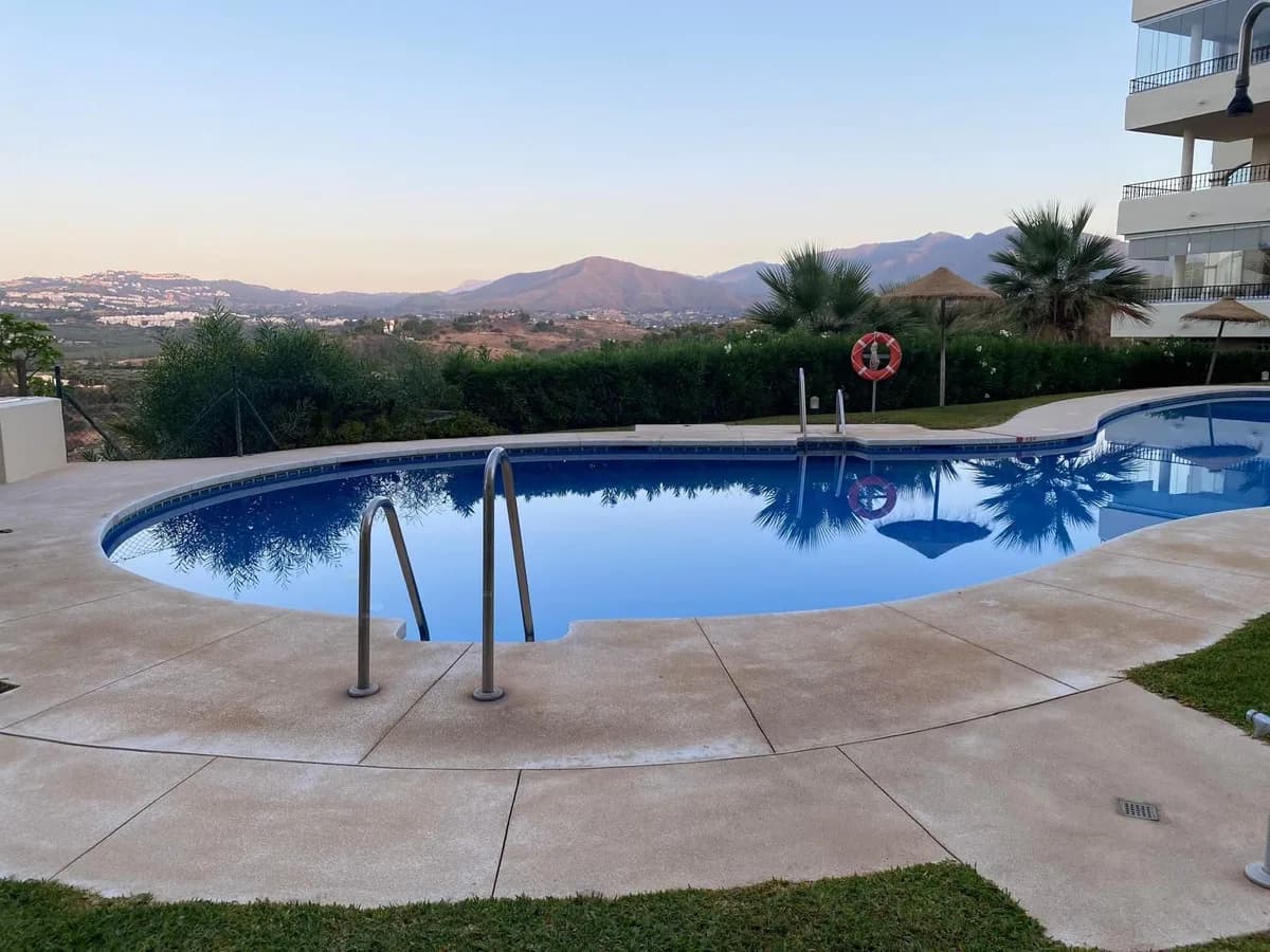 3 Bedroom Ground Floor Apartment for Sale in La Cala Hills, Málaga - Image 7