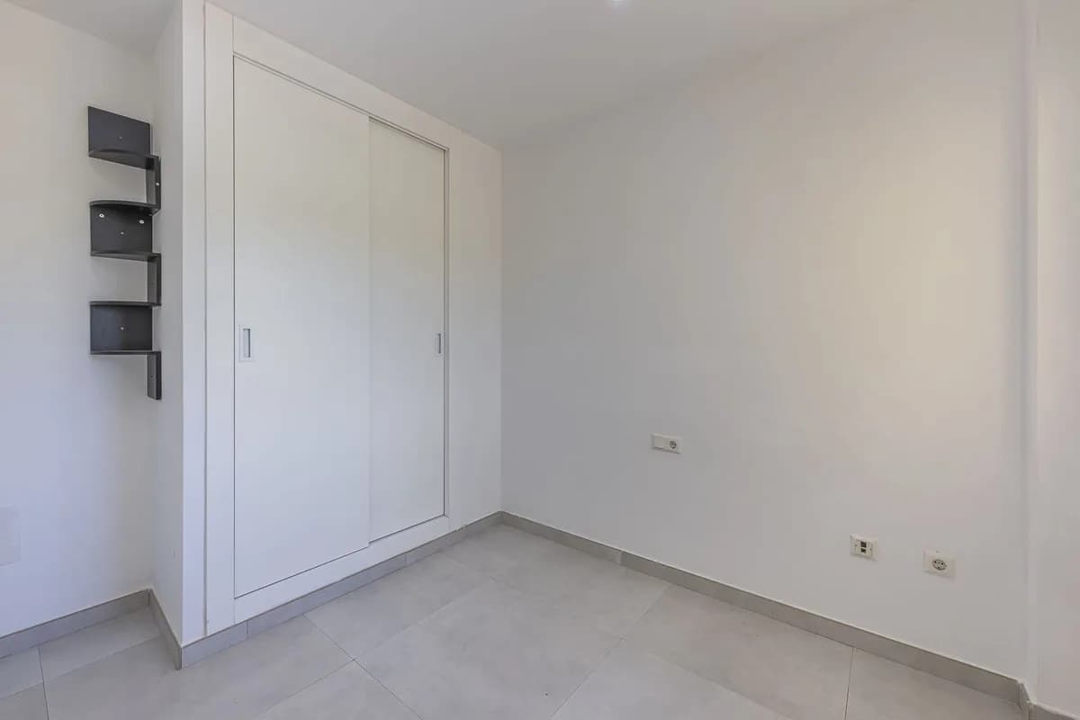 3 Bedroom Townhouse for Sale in Estepona, Málaga - Image 7