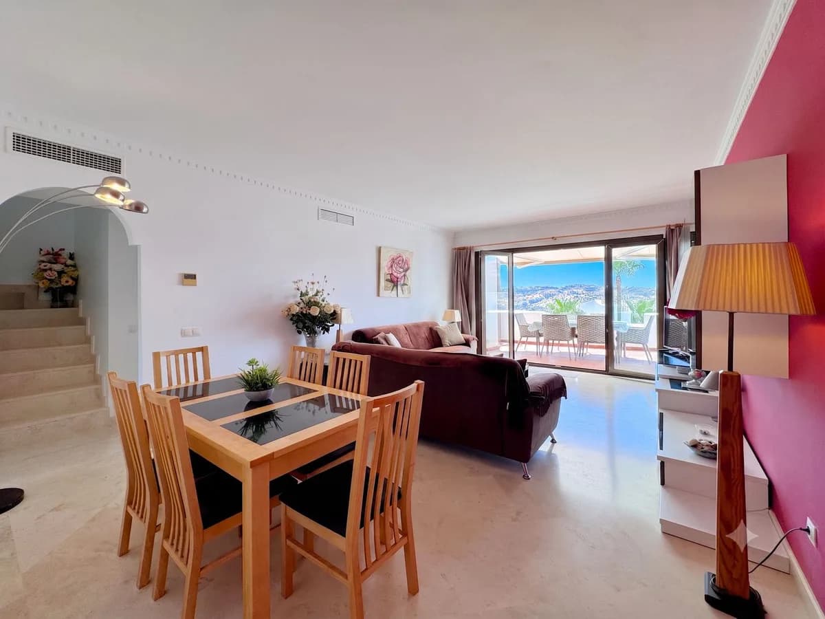 4 Bedroom Penthouse Duplex for Sale in Mijas Golf, Málaga - Image 3