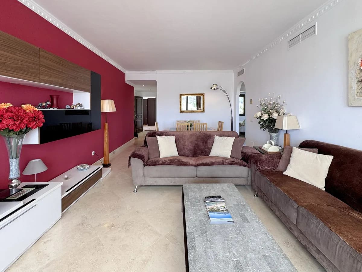 4 Bedroom Penthouse Duplex for Sale in Mijas Golf, Málaga - Image 8