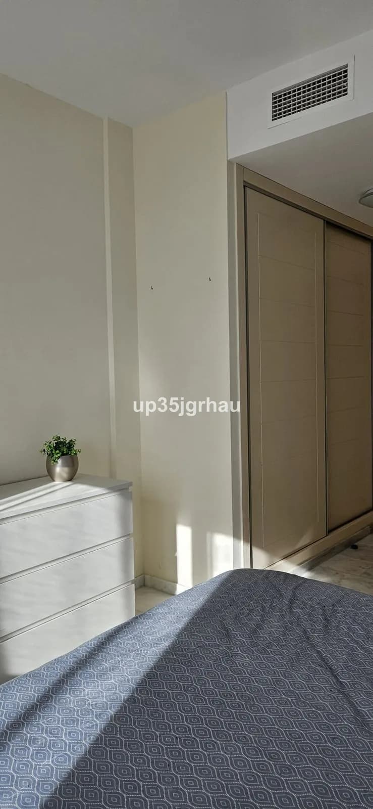 2 Bedroom Middle Floor Apartment for Sale in Valle Romano, Málaga - Image 9