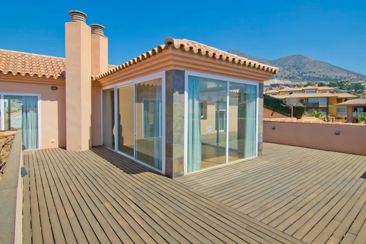 2 Bedroom Penthouse for Sale in Fuengirola, Málaga