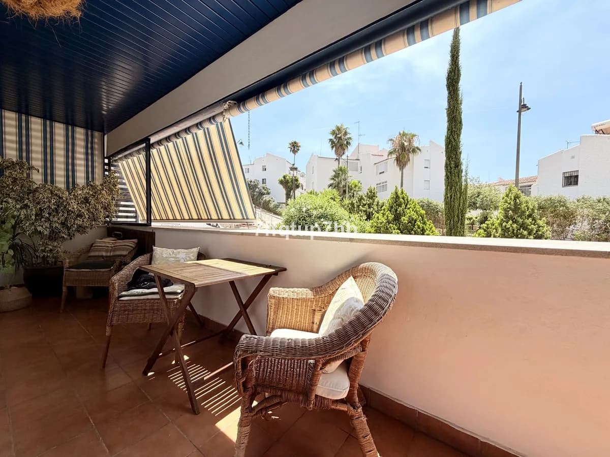 3 Bedroom Ground Floor Apartment for Sale in Estepona, Málaga - Image 6