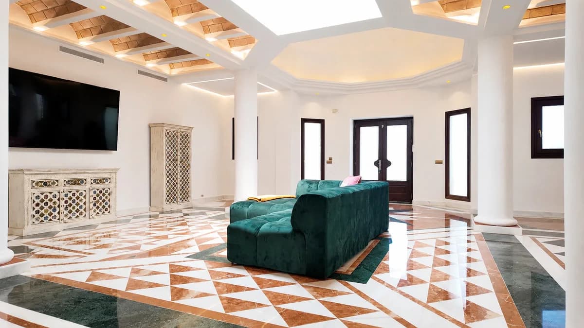 3 Bedroom Bungalow for Sale in The Golden Mile, Málaga - Image 4